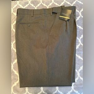 Men’s CM gold series olive green pants, 44 x 32, NWT